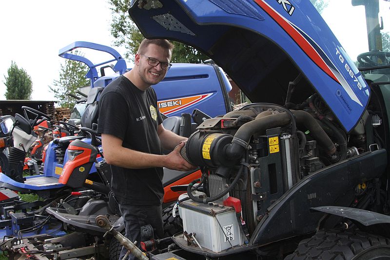 Marius Schuster - Ausbildung Land- und Baumaschinenmechatroniker 2024 Lippstadt