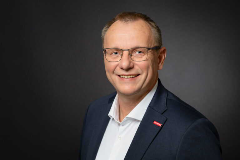 Bernd Abrahams, Obermeister der Innung für Elektrotechnik Unna