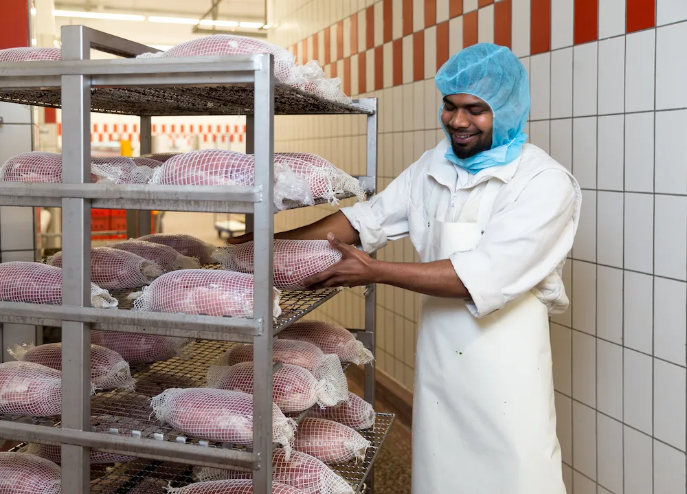 Die frisch hergestellten Suppen von Schäfermeier gibt es in mehr als einem Dutzend Varianten.
