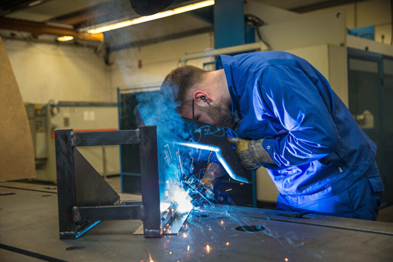 Metallbauer und Feinwerkmechaniker - Traumberufe im Handwerk 2023