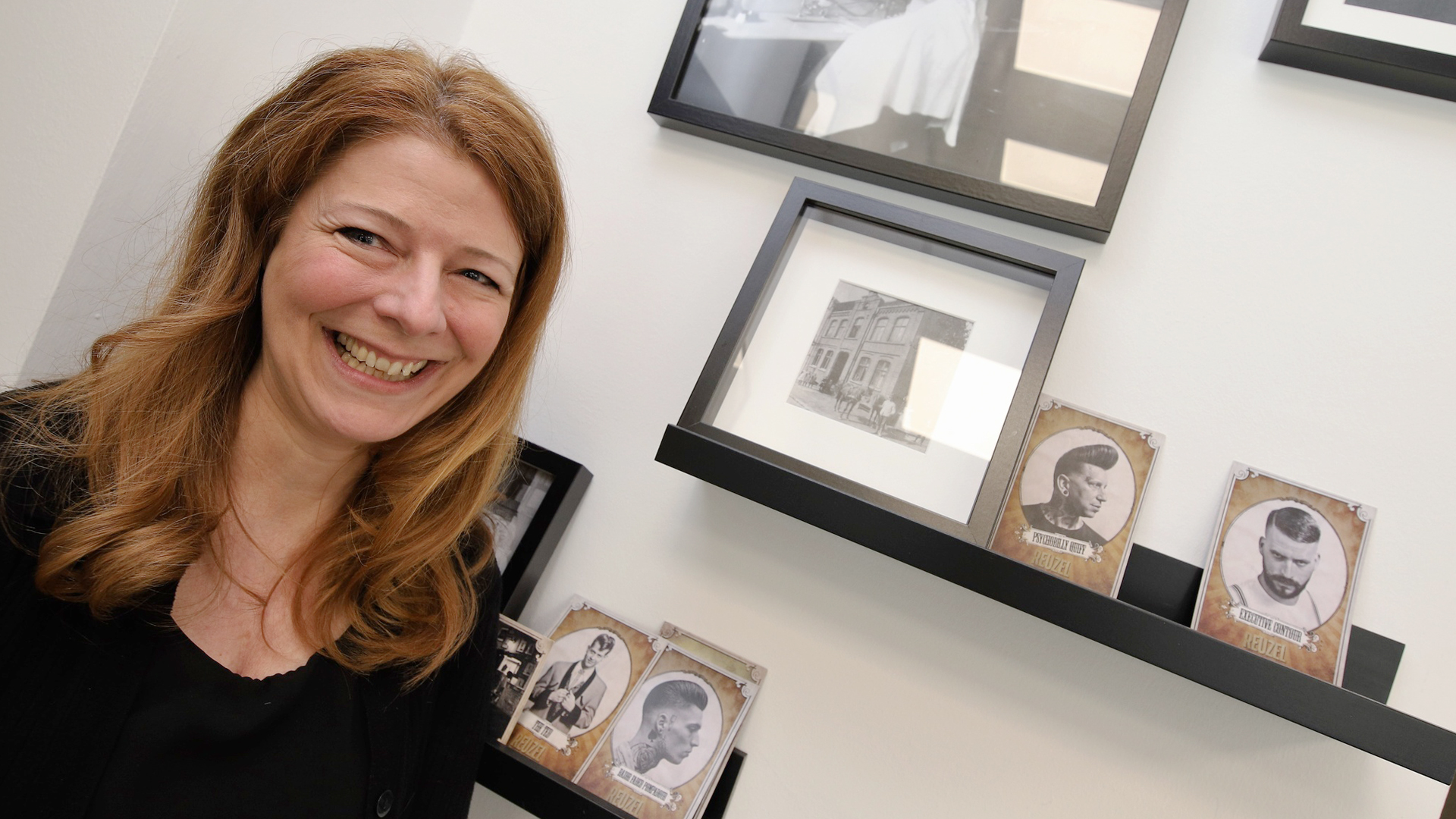 Stefanie Fix übernahm den Friseursalon bereits mit 25 Jahren von ihren Eltern. Ihr Großvater Anton Juchmann hatte ihn 1950 eröffnet.